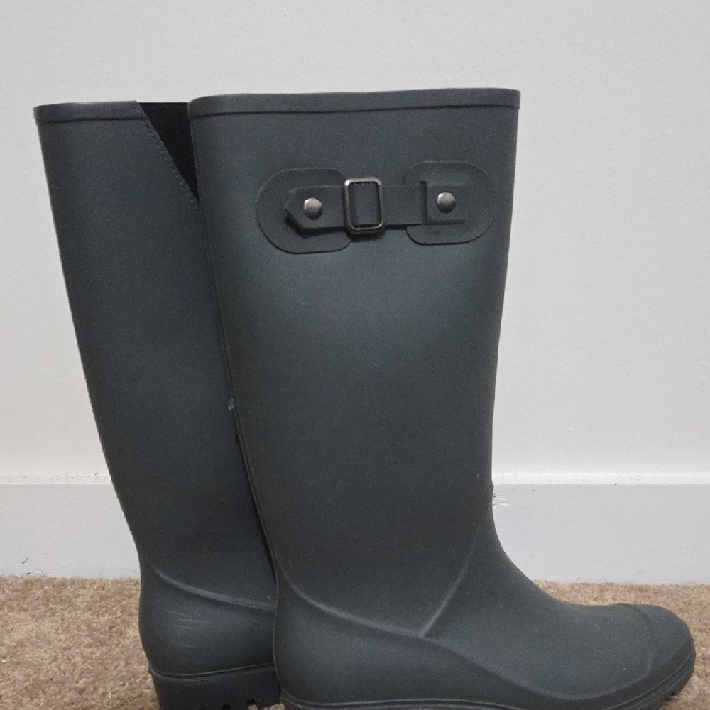 Women's Black Rubber Boots